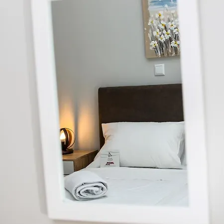Stella Boutigue Rooms Nea Peramos  Exterior photo